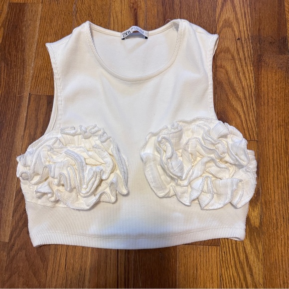 Zara Cream flower ruffle crop top XS-SM - Picture 2 of 5